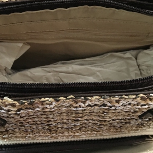 Women's Large Tan and Brown Woven Shoulder Bag - Picture 5 of 11